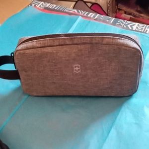 Victorinox Travel bag with accessories